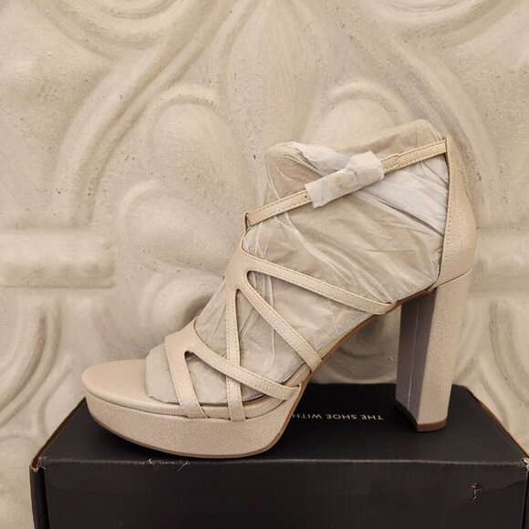 Naturalizer " Neona" Light Gold Leather Platform Sandals. NIB. Size 11 - Picture 3 of 11